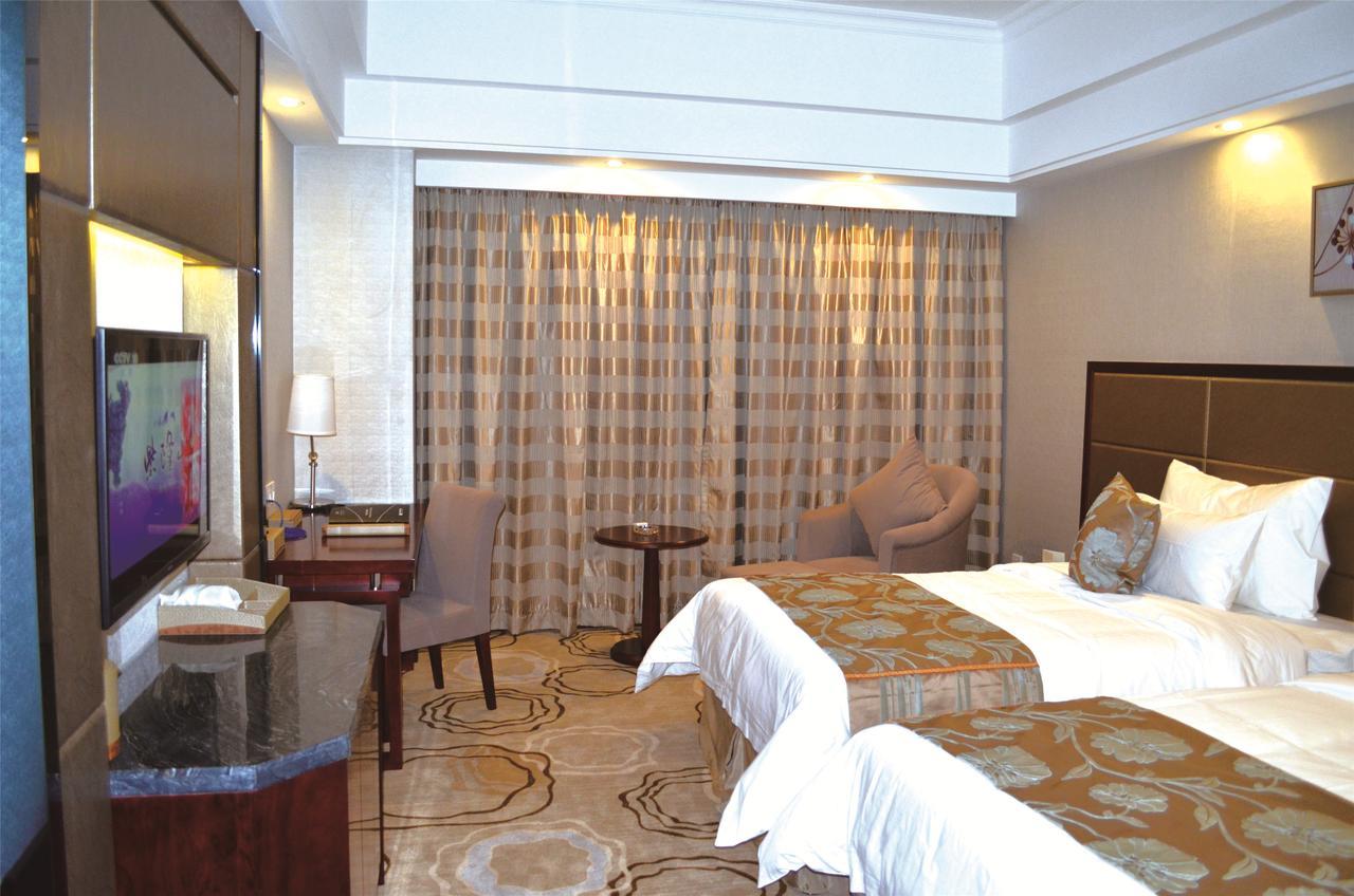 Manhatton Hotel Чжухай Экстерьер фото